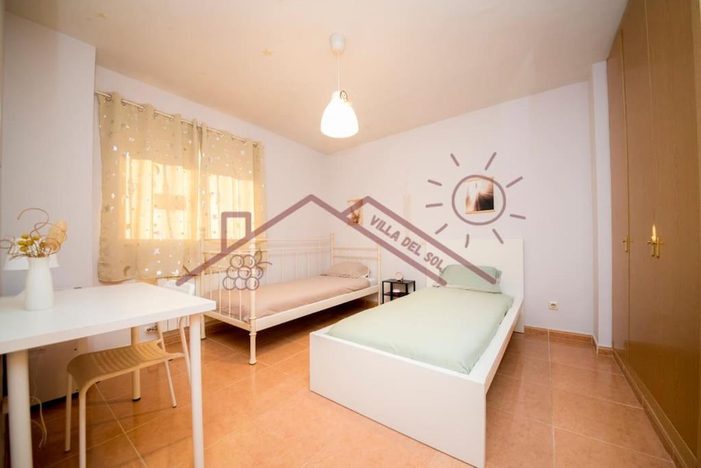 Villa Del Sol - Piscina Climatizada Mentrida Eksteriør bilde